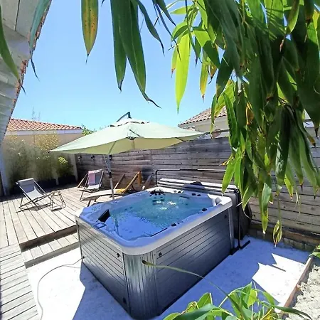 Hébergement de vacances Belle Maison Ossature Bois Avec Spa Proche Océan *