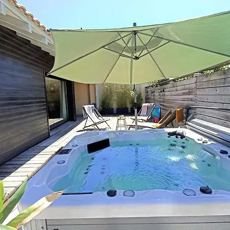 Very Nice Wood Frame House With Garden Holiday home Moliets-et-Maa